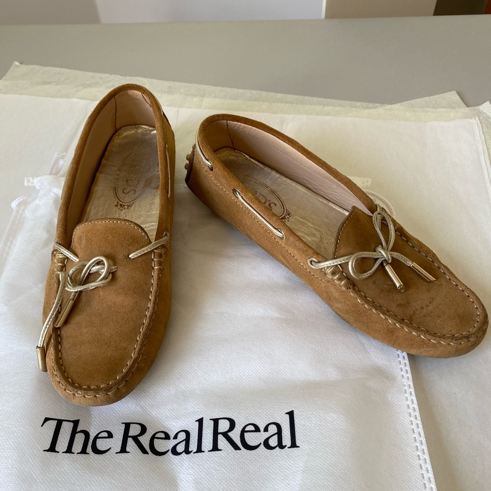 Tod’s Tan loafers. Size 8